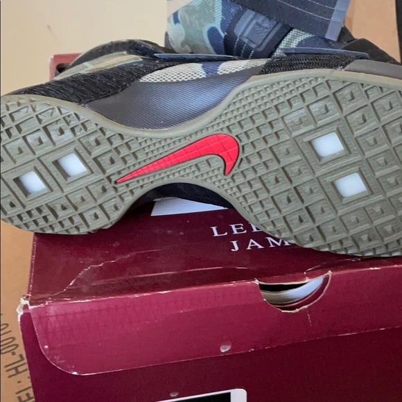 Lebron soldier - Picture 2 of 3